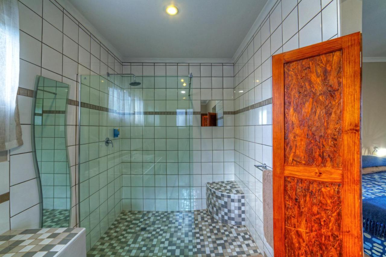 Khoi-Khoi Guesthouse Otavi Екстер'єр фото