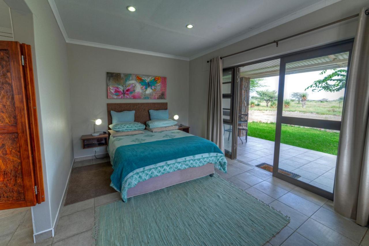 Khoi-Khoi Guesthouse Otavi Екстер'єр фото